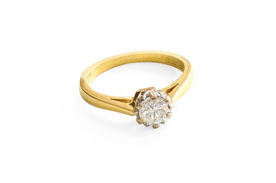 Lot 371 - An 18 Carat Gold Diamond Solitaire Ring, the...