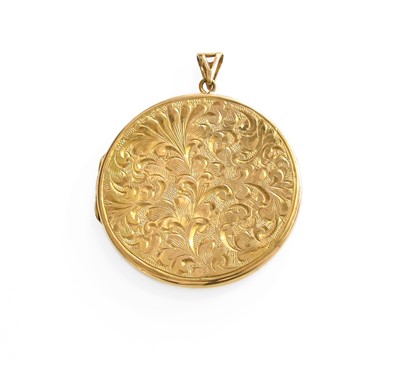 Lot 325 - A 9 Carat Gold Locket, of circular form,...