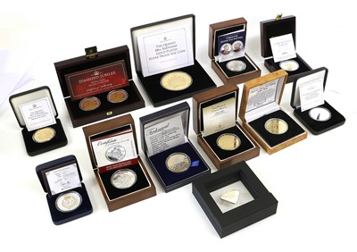 Lot 335 - Assorted Silver Proof Royal Themed...