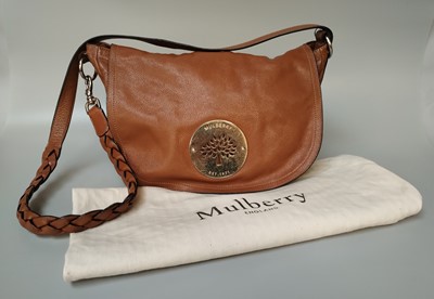 Lot 1042 - Mulberry Daria Tan Leather Handbag with woven...