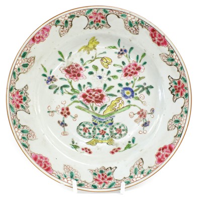 Lot 163 - ~ A Chinese Porcelain Octagonal Plate,...