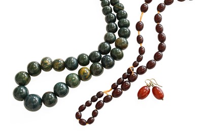 Lot 409 - A Hardstone Necklace, the necklace of green...