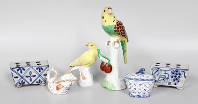 Lot 126 - ~ A 20th Century Meissen Model of a Canary,...