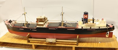Lot 3199 - Dean's Marine Constructed Kit 'Hudson Sound' (1950) 1:96 Scale
