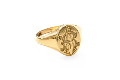 Lot 399 - An 18 Carat Gold Signet Ring, with a hinged...