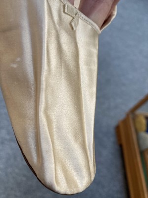Lot 2115 - Pair of Early 19th Century Cream Silk Shoes,...