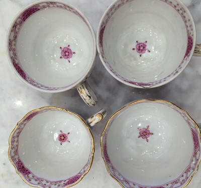 Lot 162 - A Group of Meissen Porcelain, early 20th...