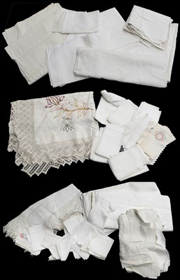 Lot 2107 - Assorted Mainly Early 20th Century Linen and...