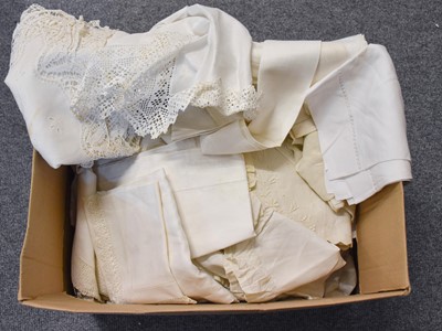 Lot 1158 - Assorted Mainly Early 20th Century Linen and...