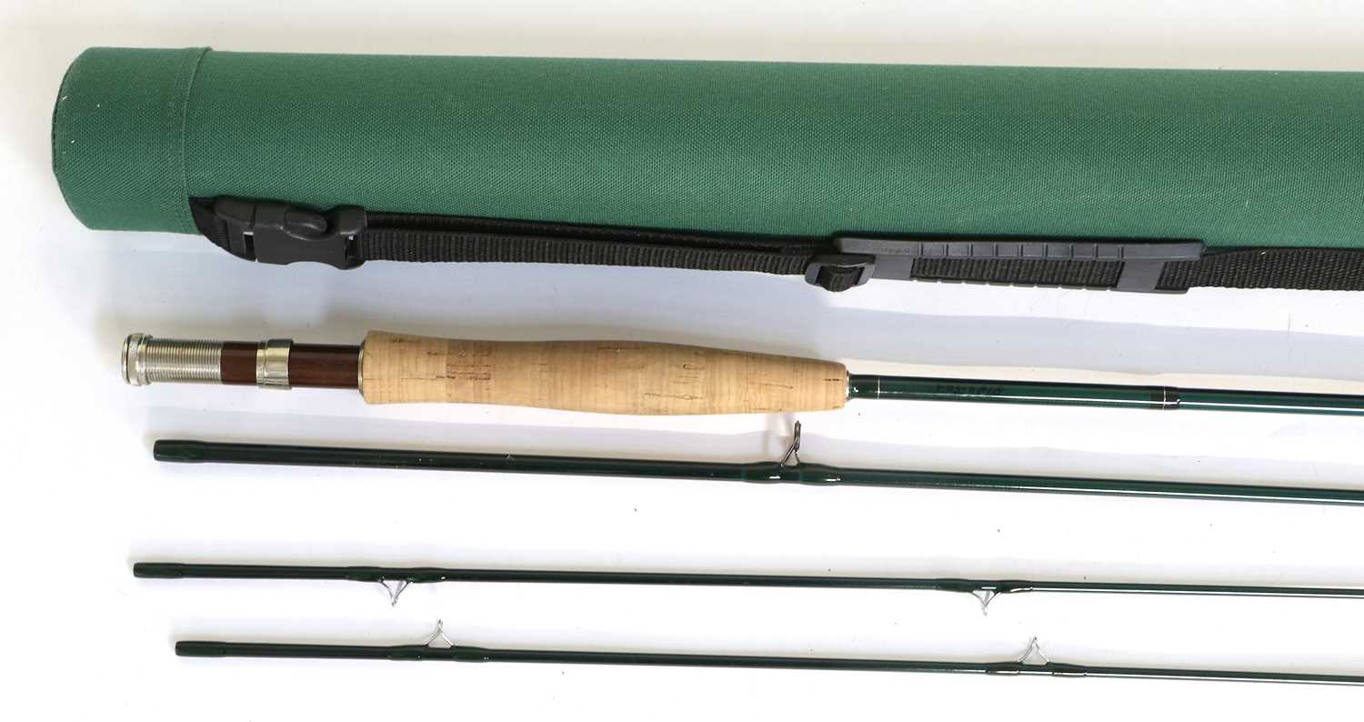 Lot 4123 - A Loop Green Line Fly Rod