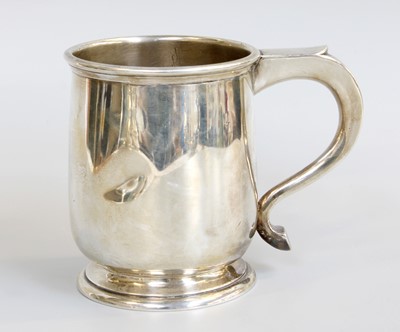 Lot 53 - A George VI Silver Mug, by Adie Brothers,...