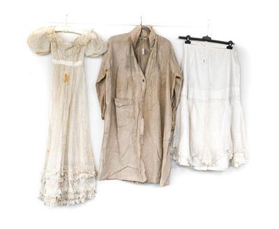 Lot 2130 - Early 19th Century White Cotton Muslin Dress...