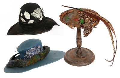 Lot 2273 - Early 20th Century Hats comprising an...