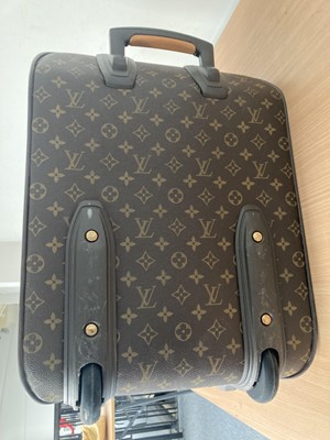 Lot 1049 - Louis Vuitton Pegase 45 Suitcase, in brown...