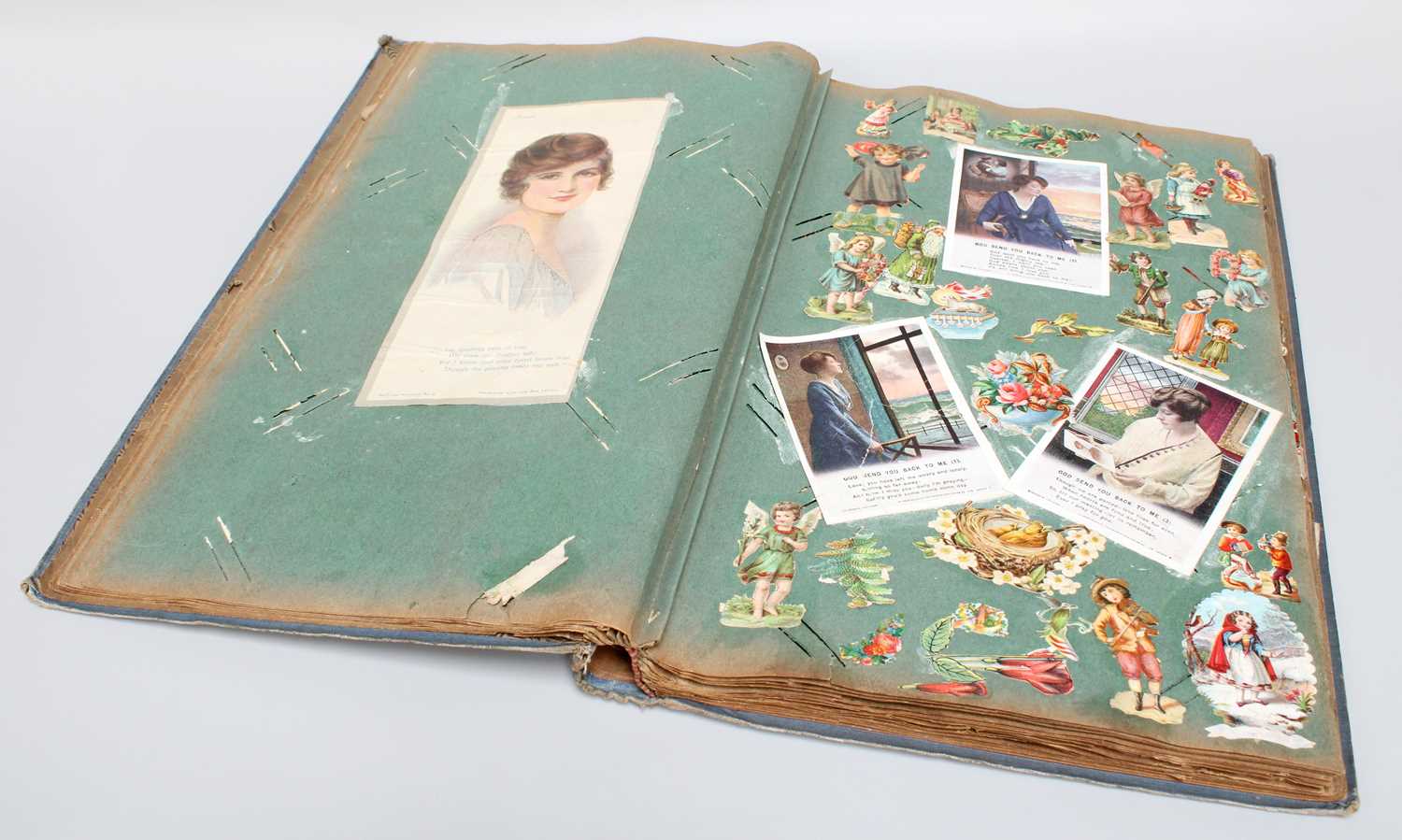 Lot 194 - A Victorian Scrapbook Album