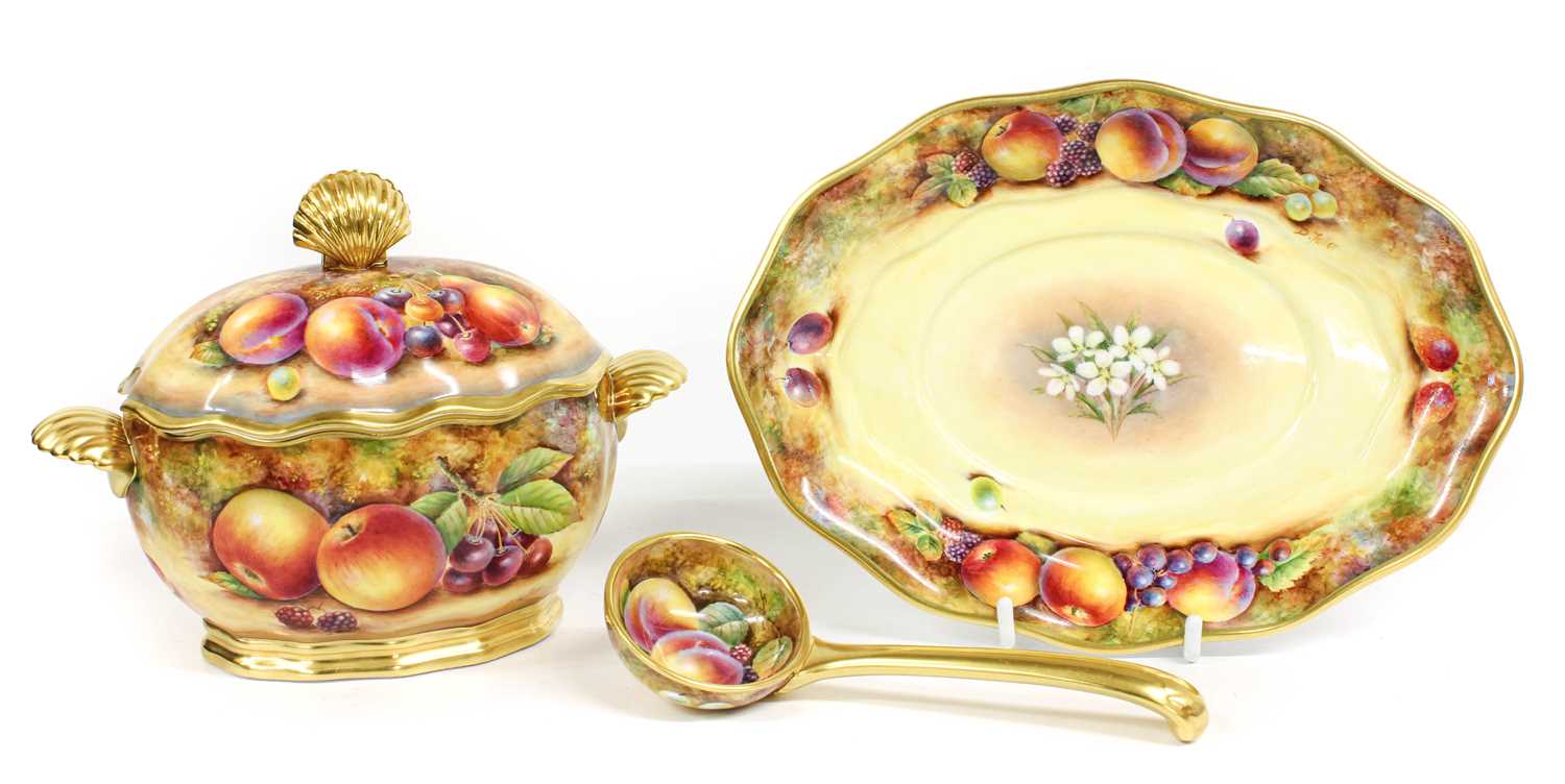 Lot 125 - A Royal Worcester Sauce Tureen, Cover, Stand...