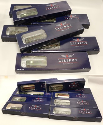 Lot 4307 - Liliput HO Gauge Continental Coaches