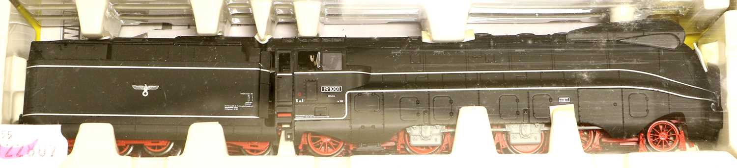Lot 4238 - Brawa HO Gauge 40132 BR 19.10 2-8-2