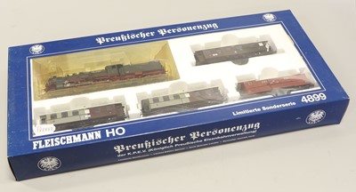 Lot 4254 - Fleischmann HO Gauge 4899 Prussian Passenger Train KPEV (Epoch I)