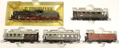 Lot 4254 - Fleischmann HO Gauge 4899 Prussian Passenger Train KPEV (Epoch I)