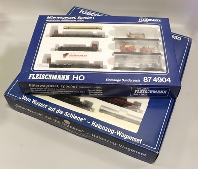 Lot 4287 - Fleischmann HO Gauge Two Wagon Sets