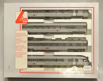 Lot 4319 - Lima HO Gauge Two Train Packs