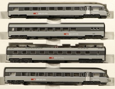 Lot 4319 - Lima HO Gauge Two Train Packs