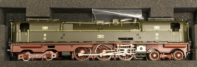 Lot 4396 - Trix Fine Art HO Gauge 22527 4-6-4 T16 Locomotive 1980