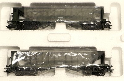 Lot 4327 - Marklin HO Gauge Wagon Sets