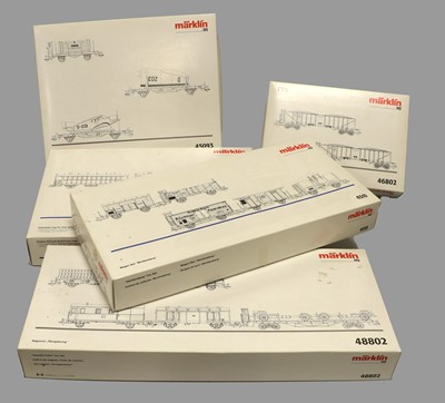 Lot 4329 - Marklin HO Gauge Wagon Sets