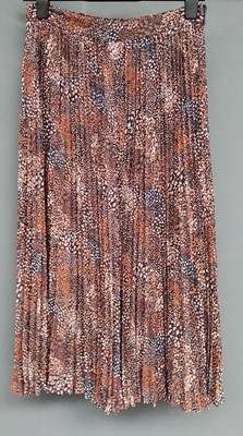Lot 1071 - Assorted Modern Ladies Costume comprising two...