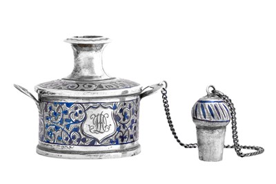 Lot 2252 - A Russian or Ukrainian Silver and Niello Scent-Bottle
