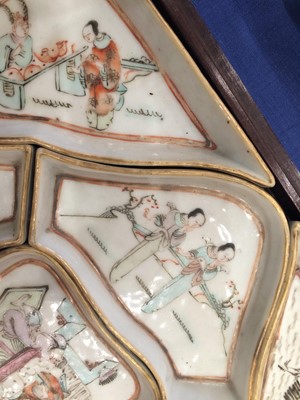 Lot 191 - A Chinese Porcelain Hors d'Oeuvres Set, 19th...