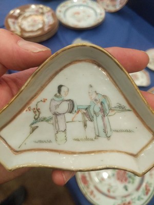 Lot 191 - A Chinese Porcelain Hors d'Oeuvres Set, 19th...