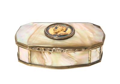 Lot 267 - An Edward VII Silver-Gilt Mounted Mother-of-Pearl Snuff-Box