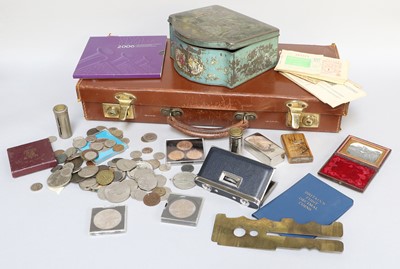 Lot 319 - Mixed Lot of Coins and Collectables, to...