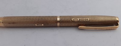 Lot 2248 - An Elizabeth II Gold 'Yard-o-Led' Pencil