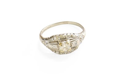 Lot 494 - A Diamond Ring, the central round brilliant...