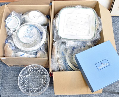 Lot 293 - A Wedgwood 'Jade' Pattern Dinner Service, to...