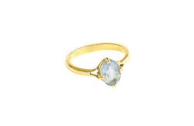 Lot 571 - An Aquamarine Ring, the oval cut aquamarine in...