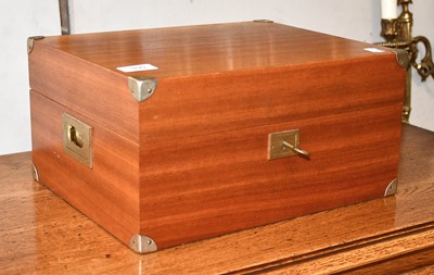 Lot 380 - Davidoff Humidor, 35.5cm by 28.5cm by 17.5cm