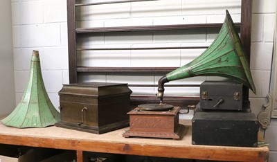 Lot 1000 - A Gramophone. with two green painted horns, a...