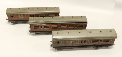 Lot 4431 - Bing O Gauge Three LMS Corridor Coaches