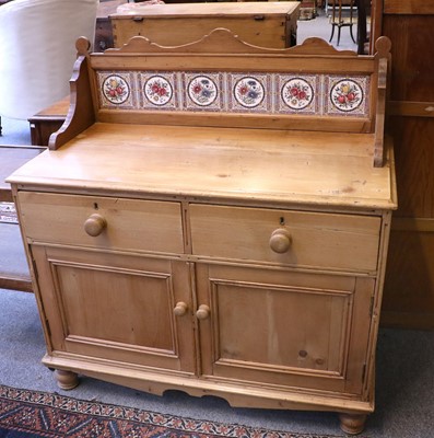 Lot 1414 - An Early-20th Century Pine Washstand, the...