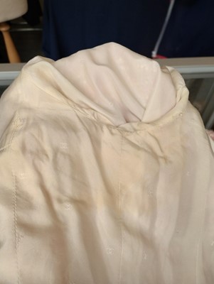 Lot 1099 - Chanel Boutique Pink and White Boucle Jacket,...