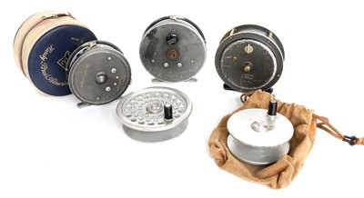 Lot 4097 - A Hardy Featherweight Fly Reel