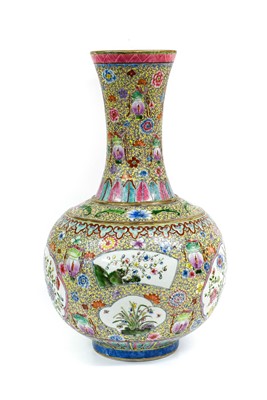 Lot 210 - A Chinese Porcelain Vase, Kangxi mark but 20th...