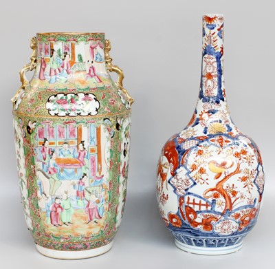 Lot 162 - A Cantonese Porcelain Vase, 19th century,...