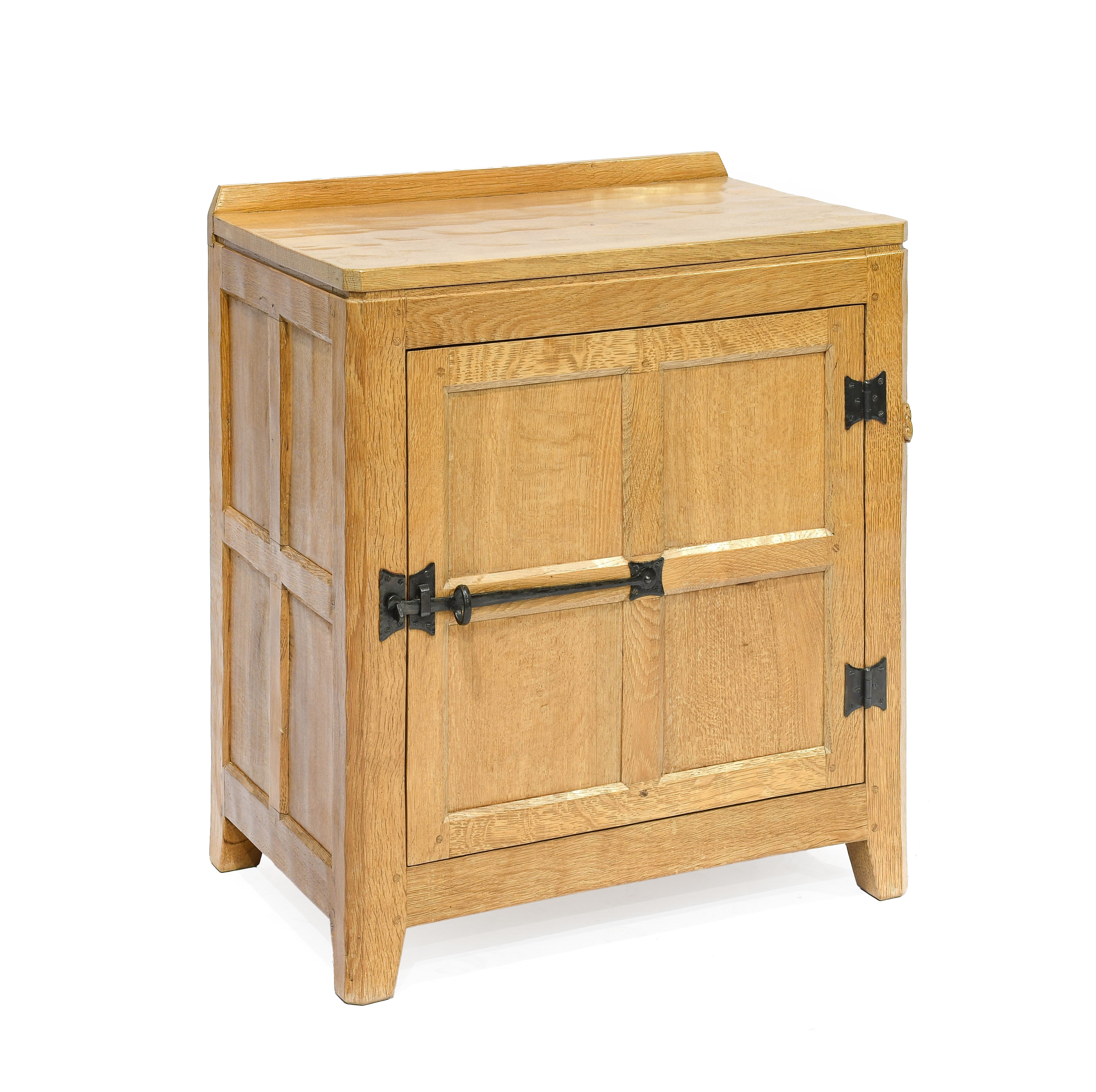 Lot 275 - Rabbitman: Peter Heap (Wetwang): An Oak