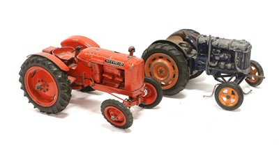 Lot 3429 - Denzil Skinner Nuffield Tractor